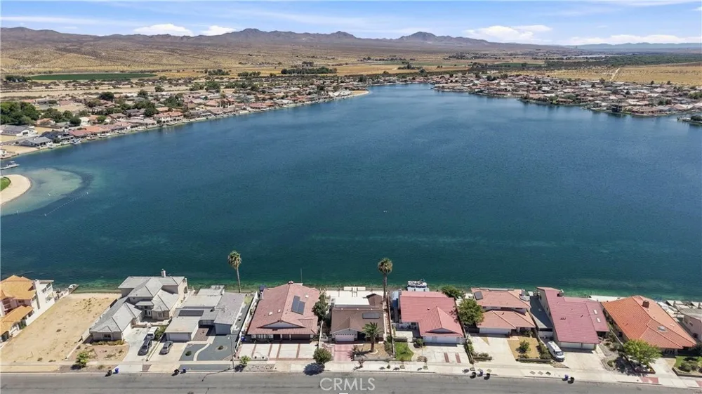 14515 Rivers Edge Helendale, CA 92342