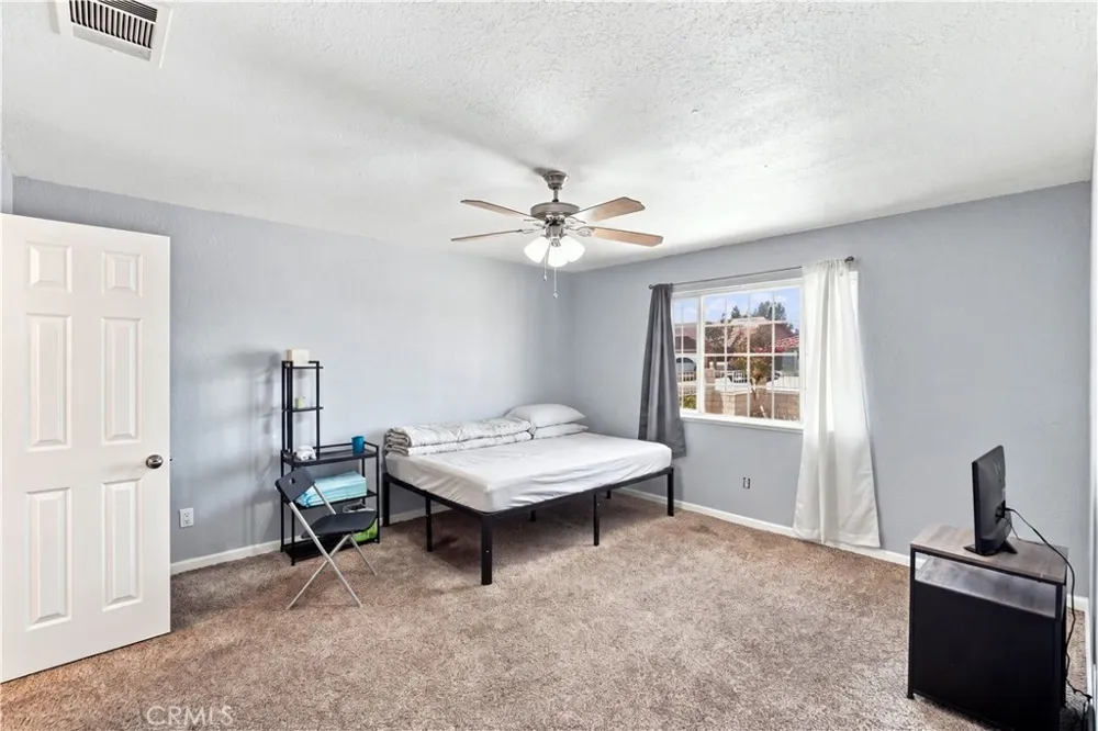 14515 Rivers Edge Helendale, CA 92342