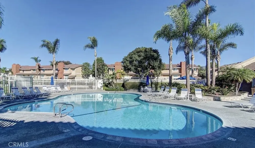7966 Moonmist Circle Huntington Beach, CA 92648