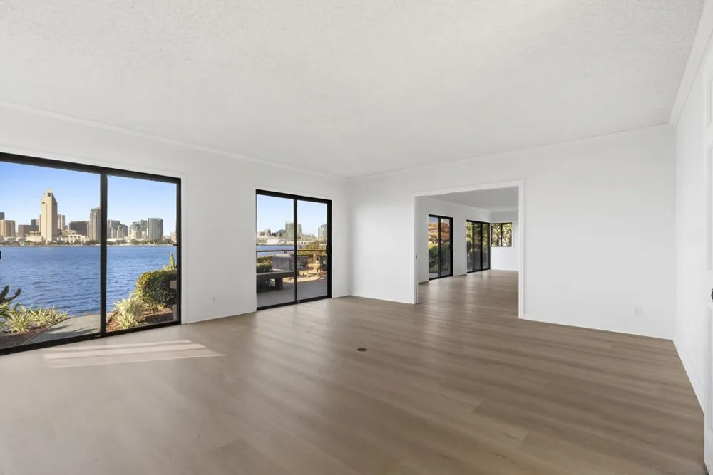 813 1st Street Coronado, CA 92118