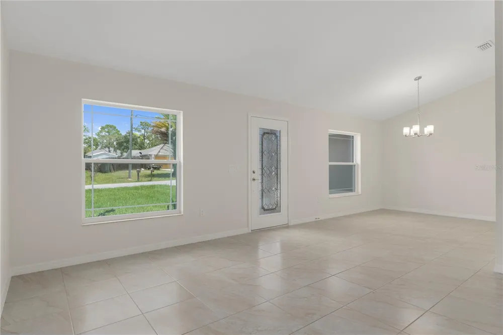 13048 KITTIWAKE ROAD Weeki Wachee, FL 34614