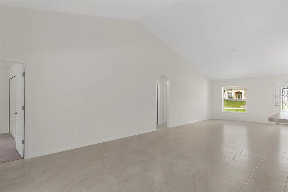 13048 KITTIWAKE ROAD Weeki Wachee, FL 34614