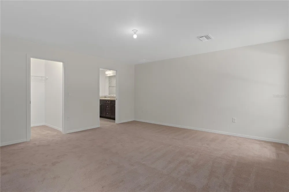 13048 KITTIWAKE ROAD Weeki Wachee, FL 34614