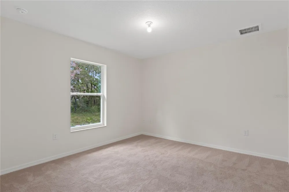 13048 KITTIWAKE ROAD Weeki Wachee, FL 34614