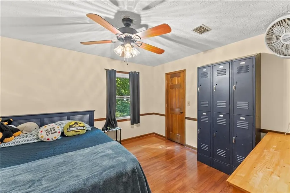 3824 Shawnee Run SW Lilburn, GA 30047
