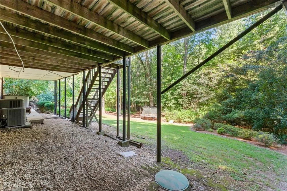 3824 Shawnee Run SW Lilburn, GA 30047