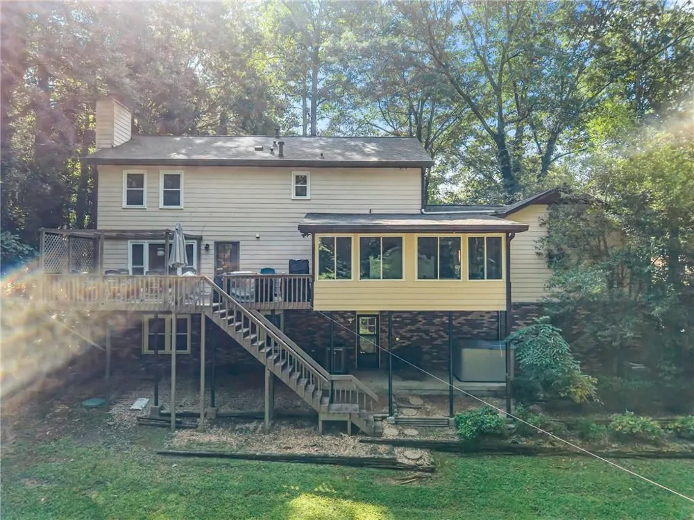 3824 Shawnee Run SW Lilburn, GA 30047