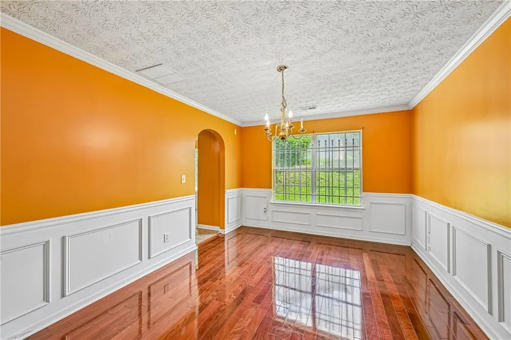 2083 Dylan Court Ellenwood, GA 30294