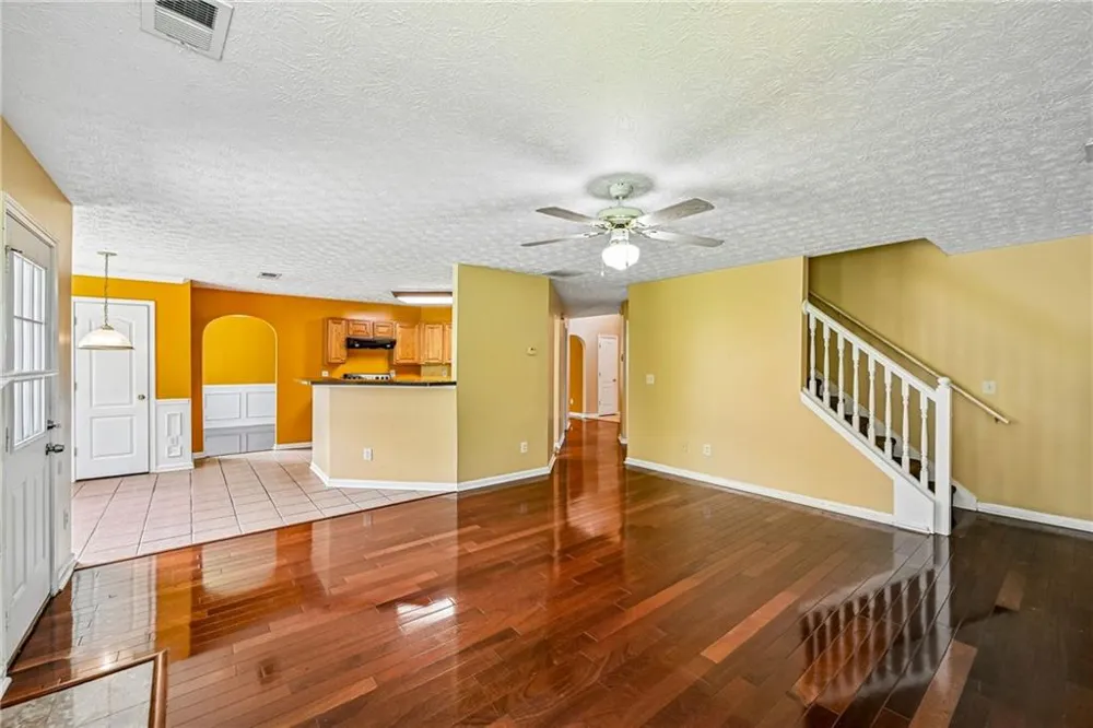 2083 Dylan Court Ellenwood, GA 30294