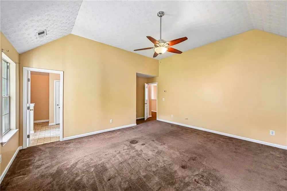 2083 Dylan Court Ellenwood, GA 30294