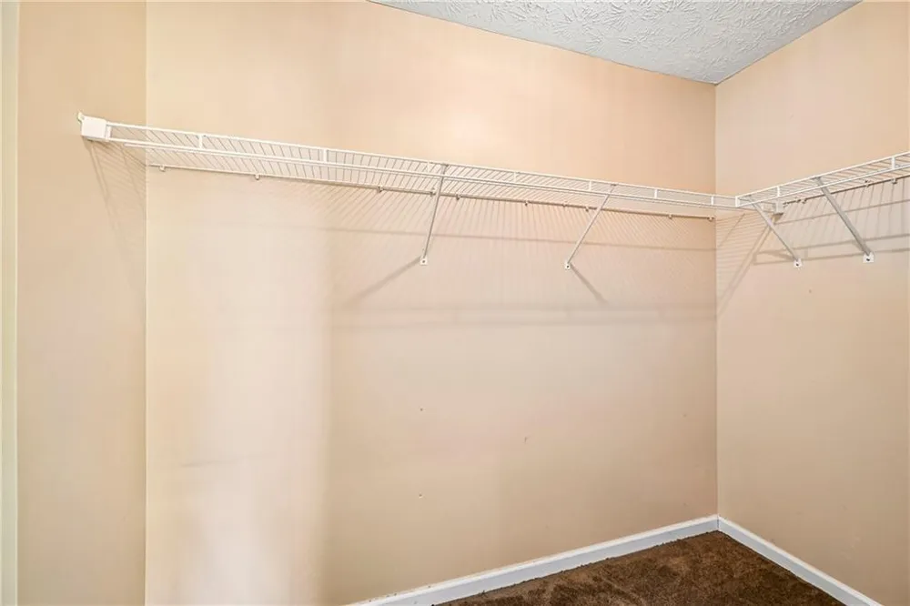 2083 Dylan Court Ellenwood, GA 30294