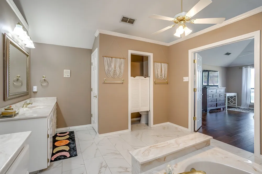 8810 Bellechase Road Granbury, TX 76049