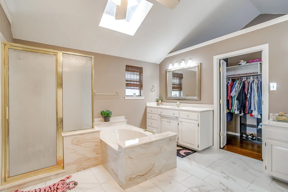 8810 Bellechase Road Granbury, TX 76049