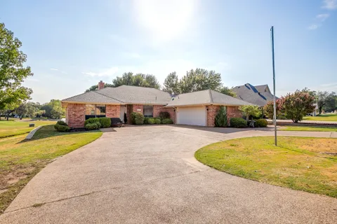 8810 Bellechase Road