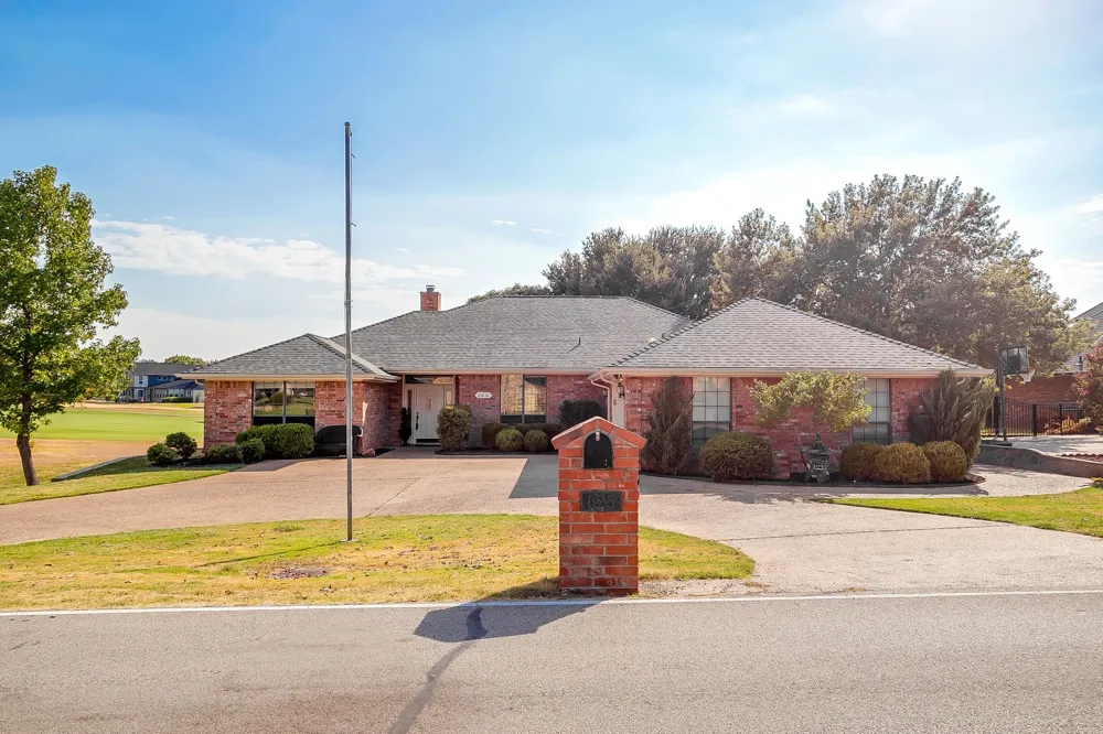 8810 Bellechase Road Granbury, TX 76049