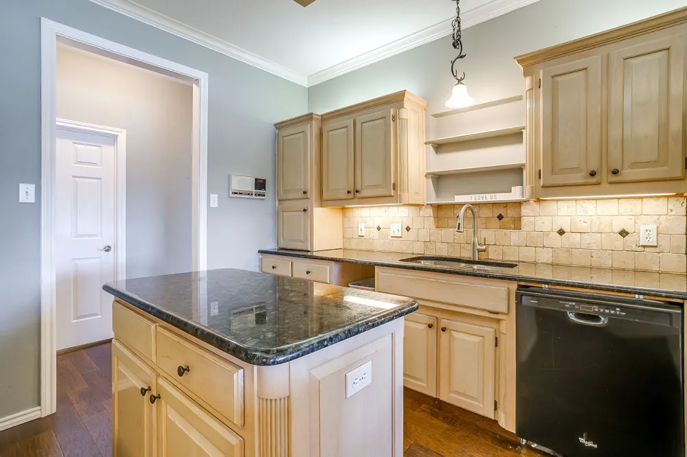 8810 Bellechase Road Granbury, TX 76049