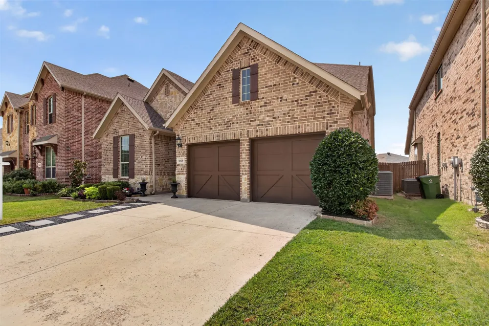 6820 Westbury Drive North Richland Hills, TX 76180