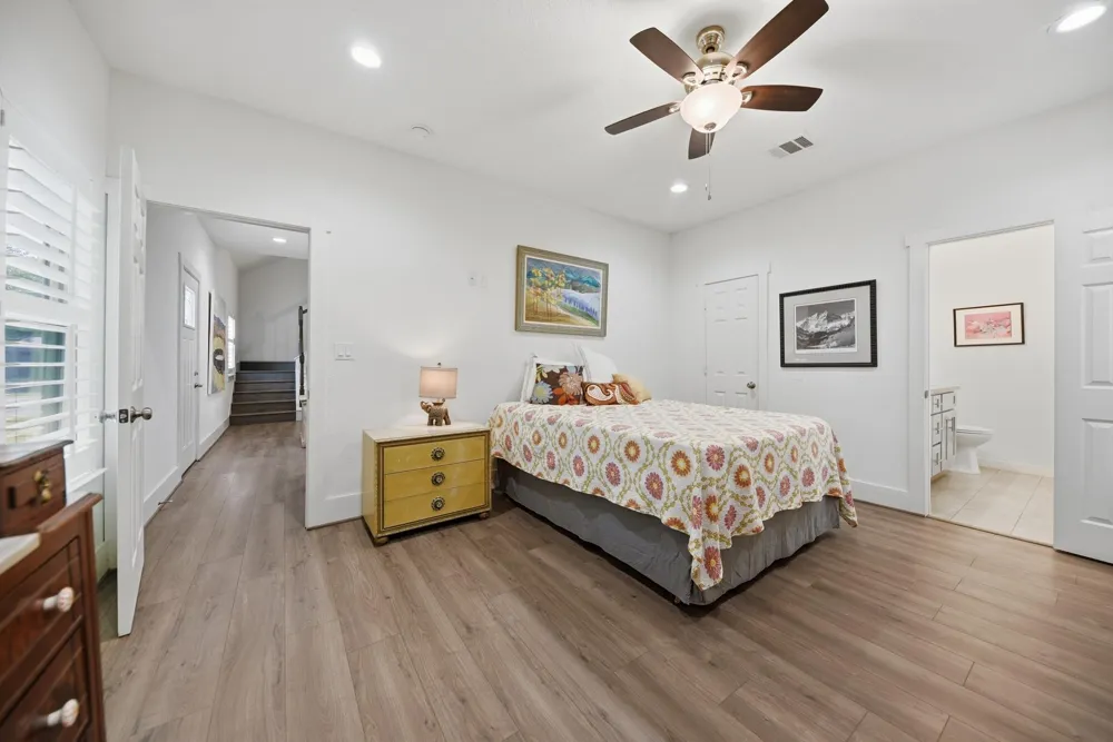 419 S Main Street La Grange, TX 78945