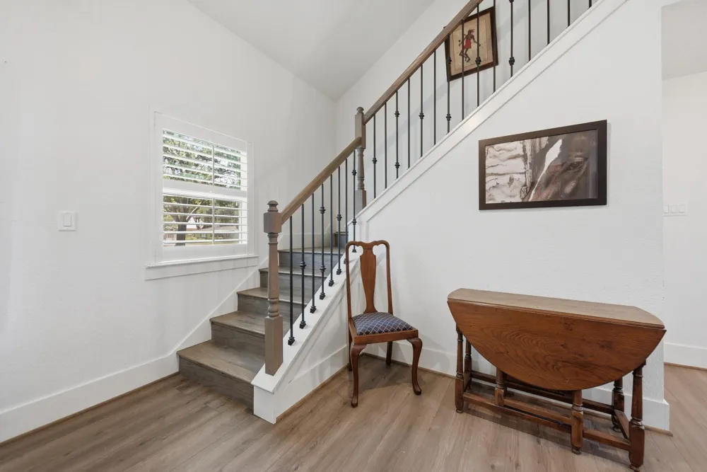 419 S Main Street La Grange, TX 78945