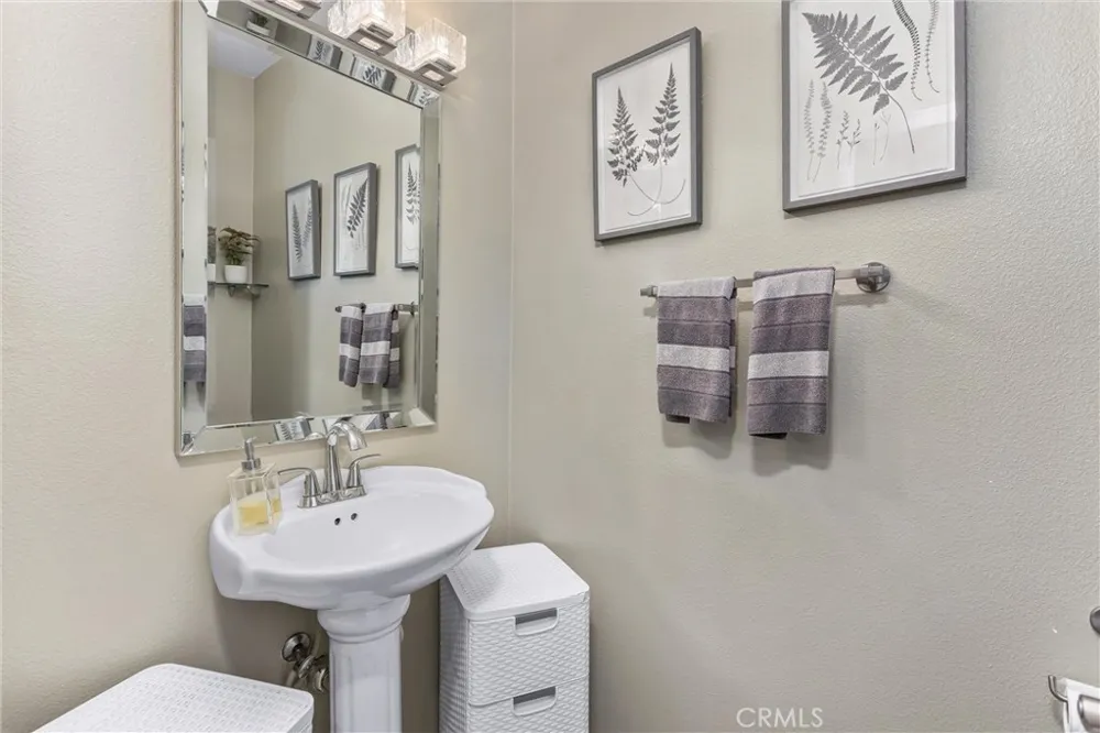 1180 Reisling Perris, CA 92571