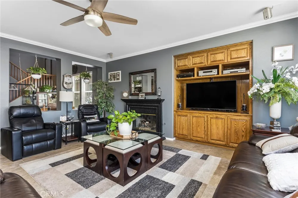 1180 Reisling Perris, CA 92571