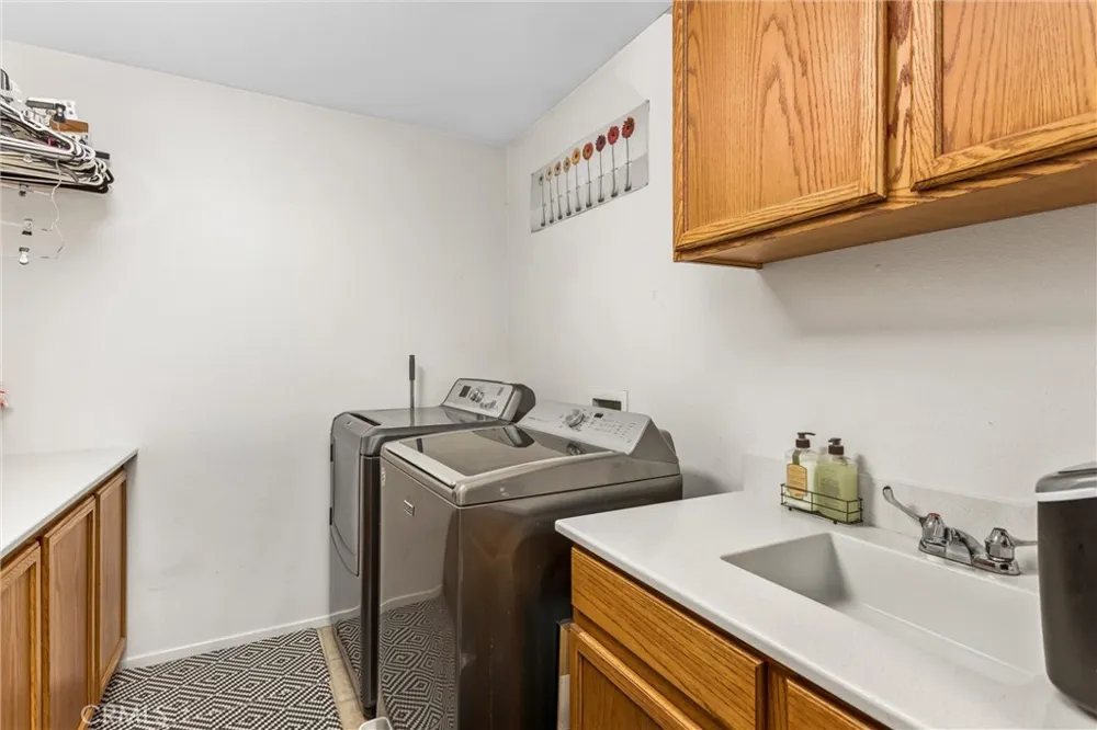 1180 Reisling Perris, CA 92571