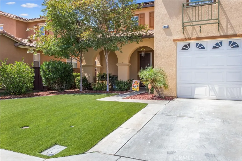 1180 Reisling Perris, CA 92571