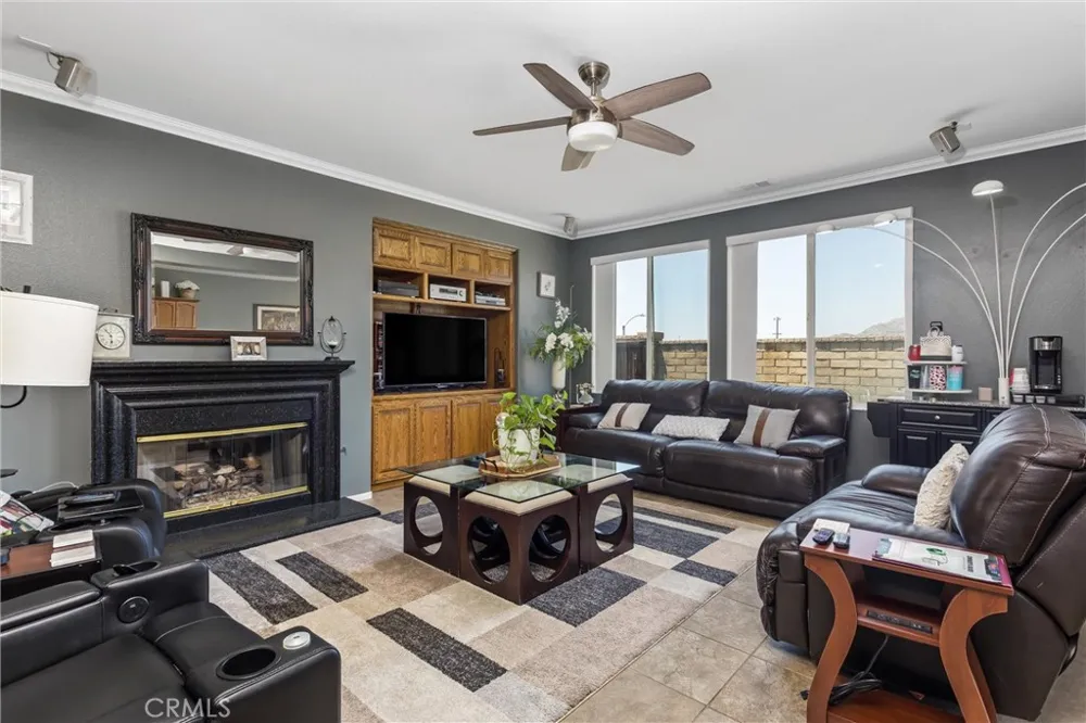 1180 Reisling Perris, CA 92571