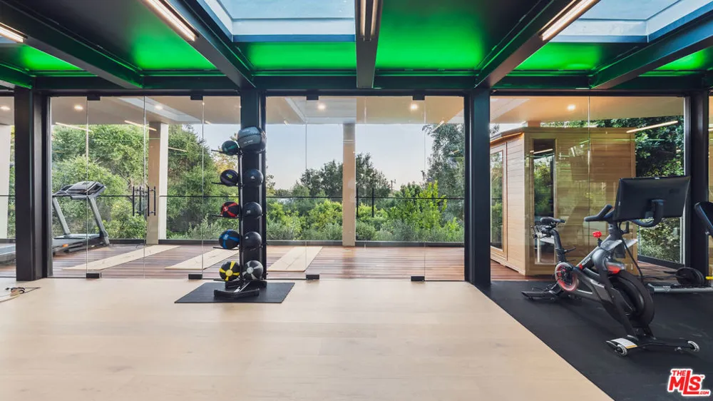 12026 Benmore Terrace Los Angeles, CA 90049