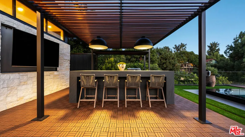 12026 Benmore Terrace Los Angeles, CA 90049