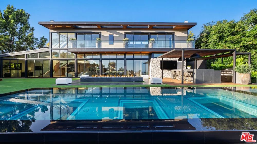 12026 Benmore Terrace Los Angeles, CA 90049