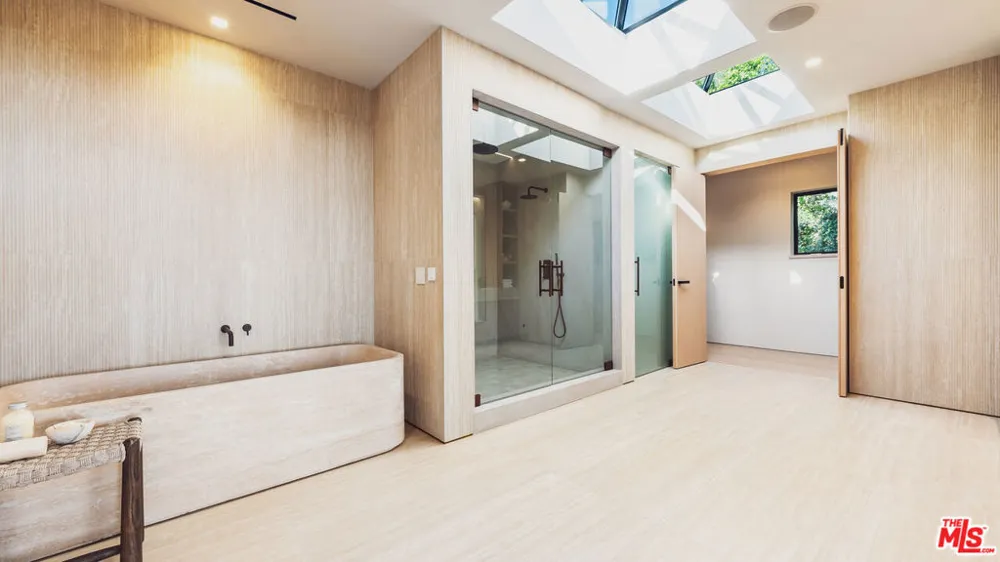 12026 Benmore Terrace Los Angeles, CA 90049