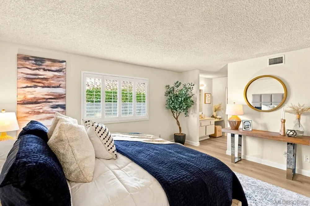 4233 Dawn Ln Oceanside, CA 92056