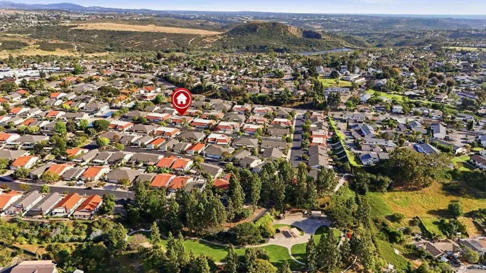 4233 Dawn Ln Oceanside, CA 92056