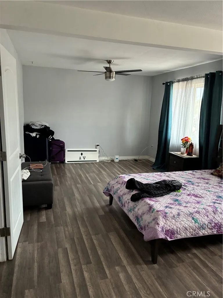 17721 Mauna Loa St Hesperia, CA 92345