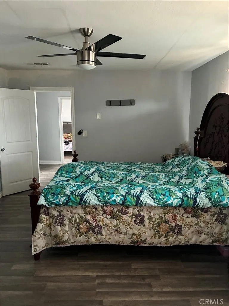 17721 Mauna Loa St Hesperia, CA 92345