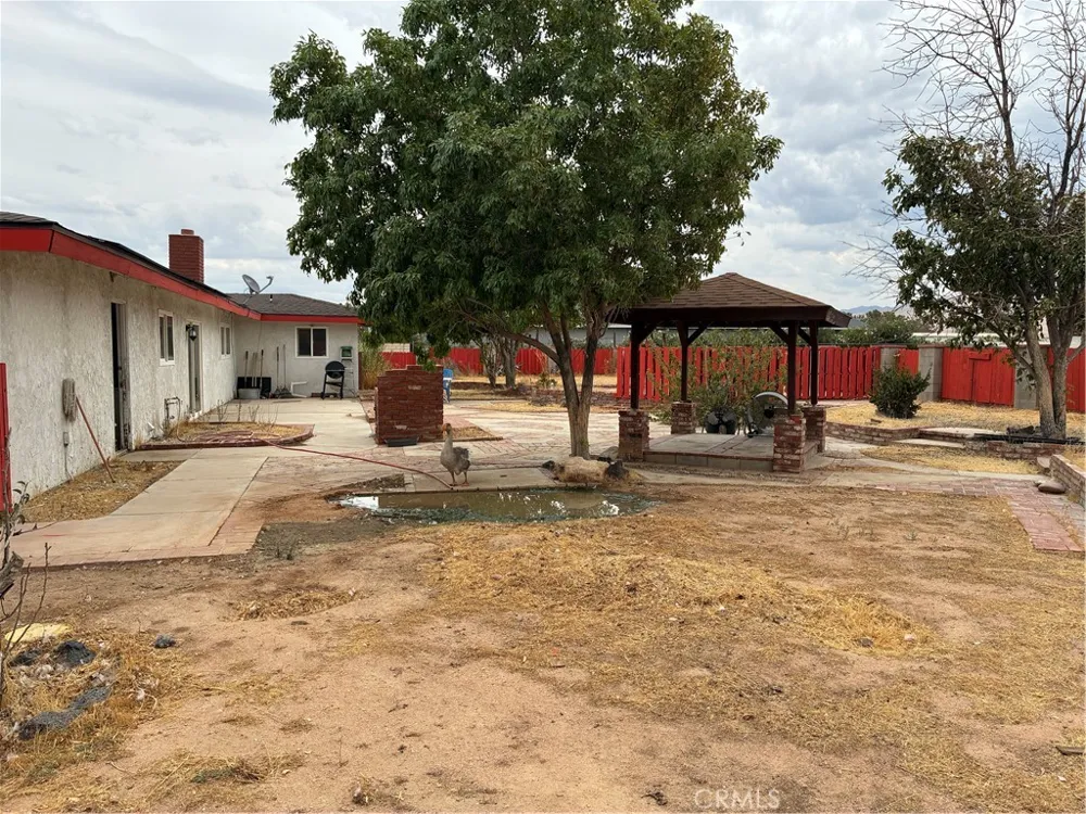 17721 Mauna Loa St Hesperia, CA 92345