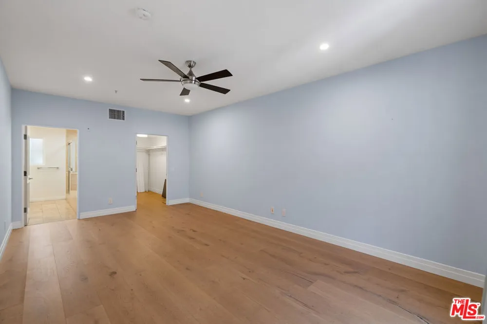 851 San Vicente Boulevard #117 West Hollywood, CA 90069