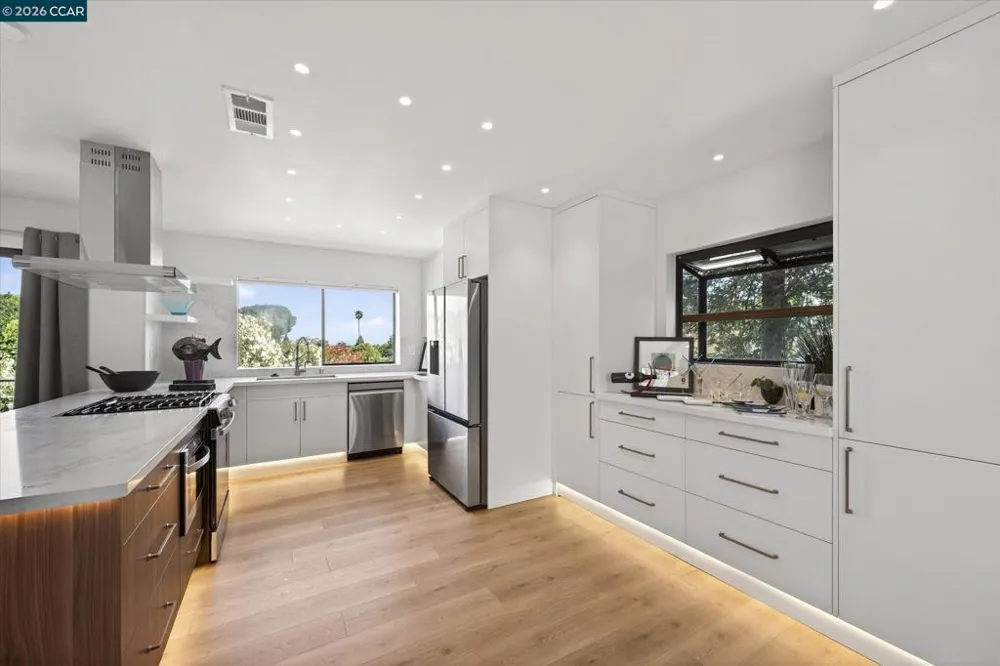 4348 Cowell Rd Concord, CA 94518