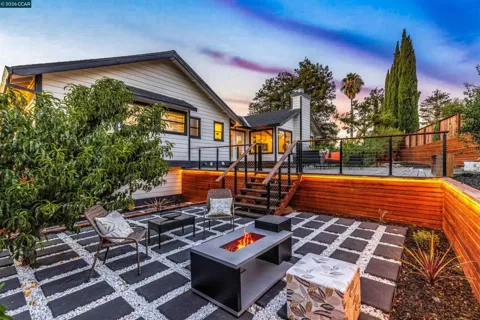 4348 Cowell Rd