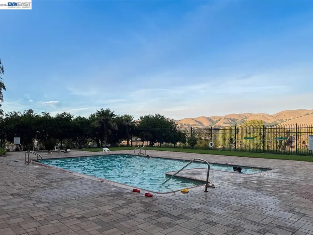 1361 Ocaso Camino Fremont, CA 94539