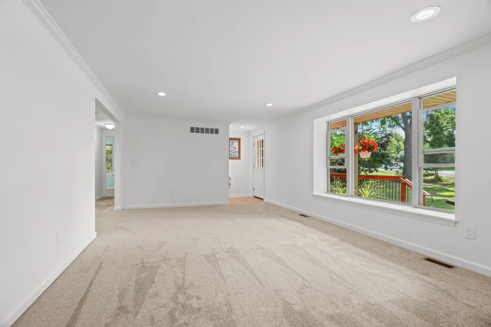 9996 Highland Road White Lake, MI 48386
