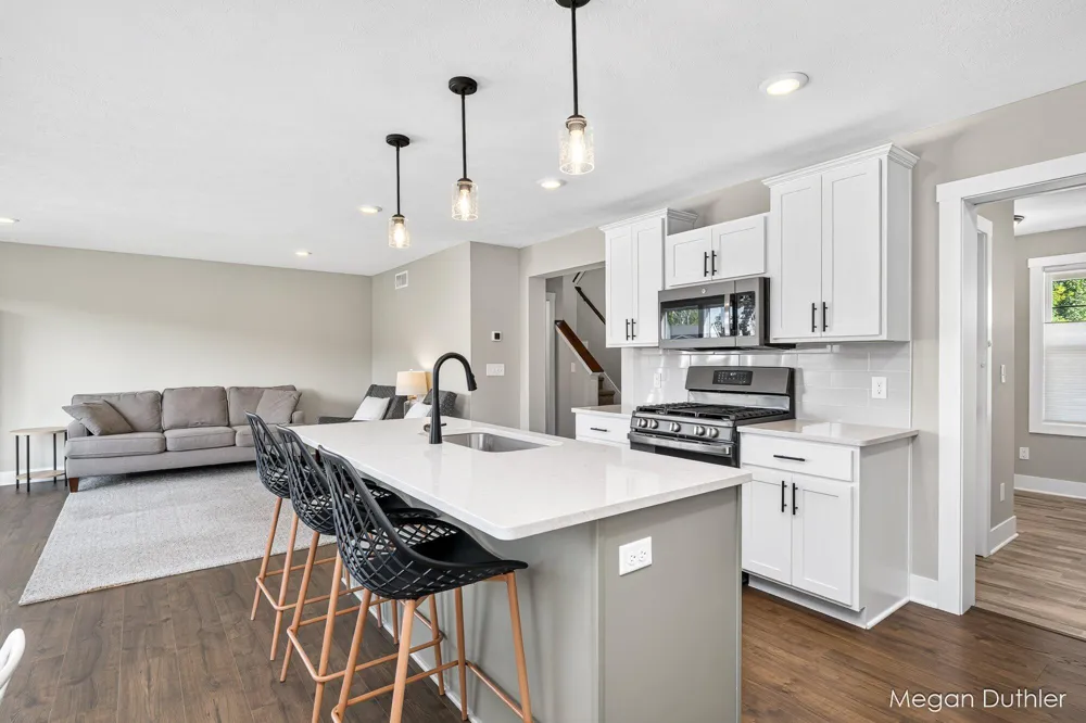 7504 Shorewood Street Allendale, MI 49401