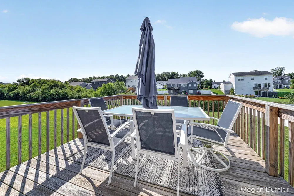 7504 Shorewood Street Allendale, MI 49401