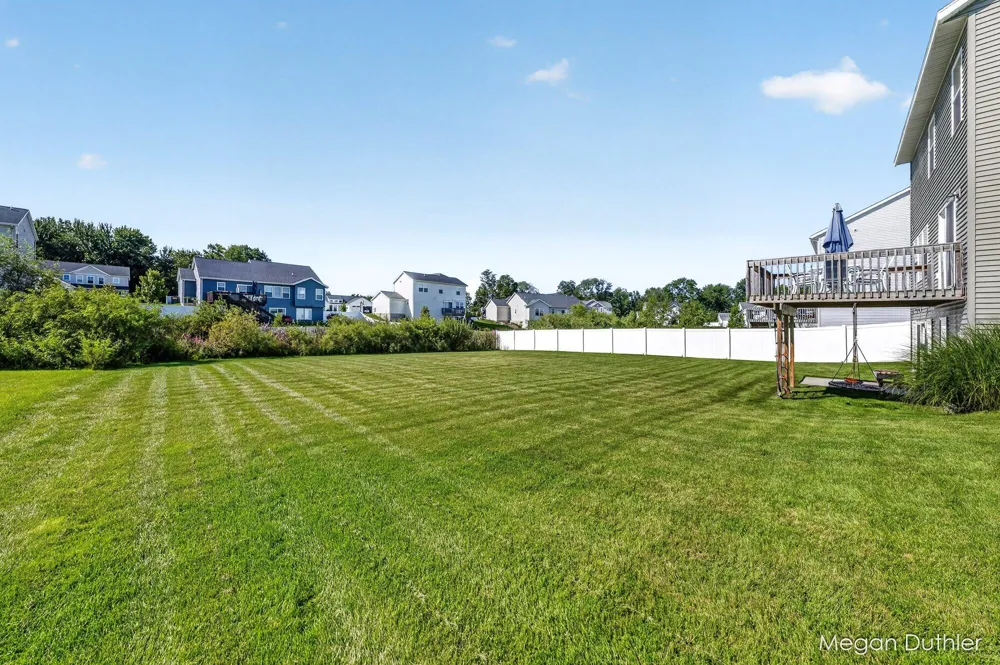 7504 Shorewood Street Allendale, MI 49401