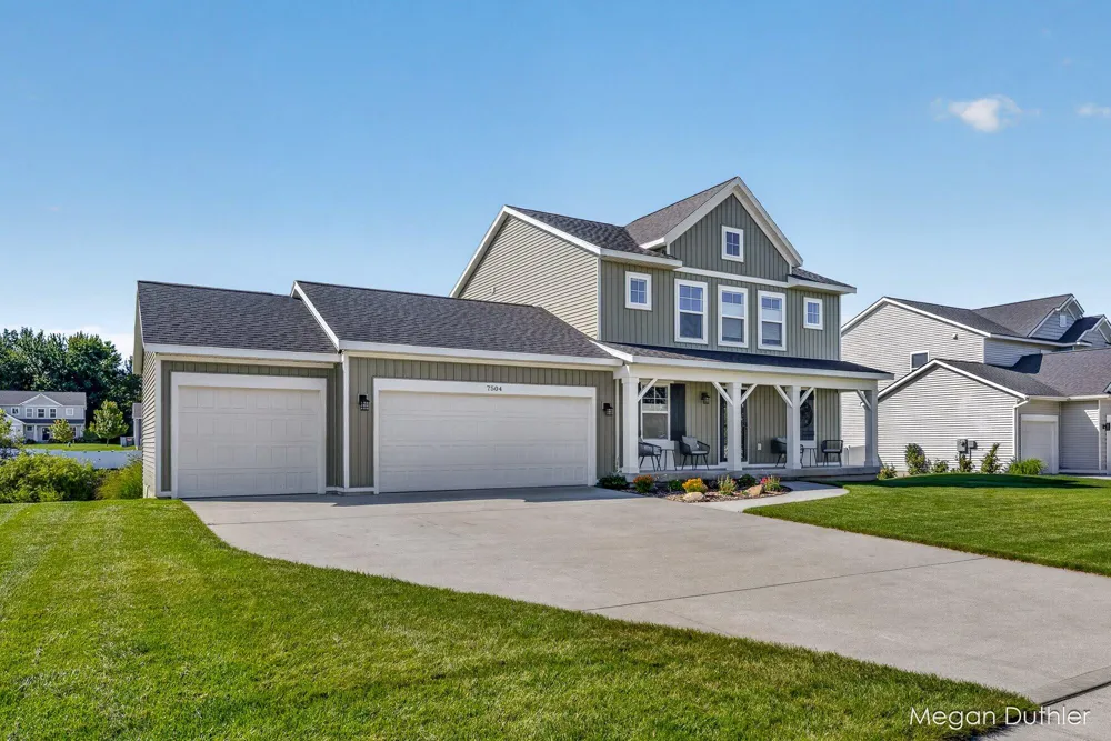 7504 Shorewood Street Allendale, MI 49401