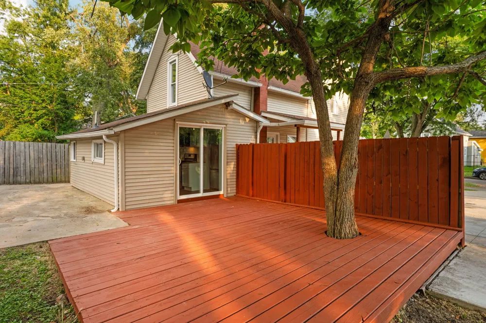 412 Quarry Street Jackson, MI 49201