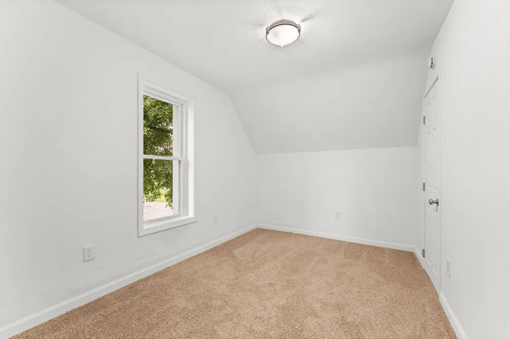 412 Quarry Street Jackson, MI 49201