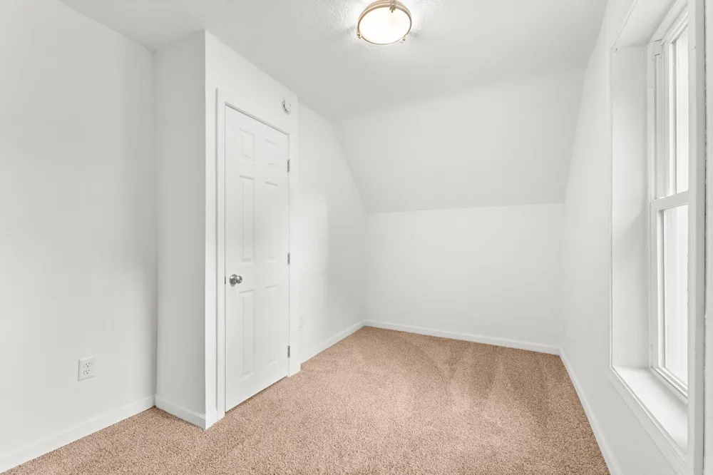 412 Quarry Street Jackson, MI 49201