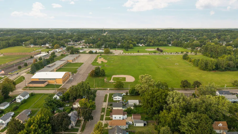 412 Quarry Street Jackson, MI 49201